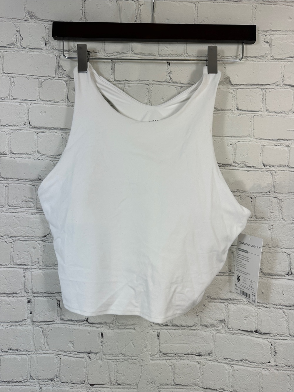 Athleta CONSCIOUS CROP A-C size XL NWT